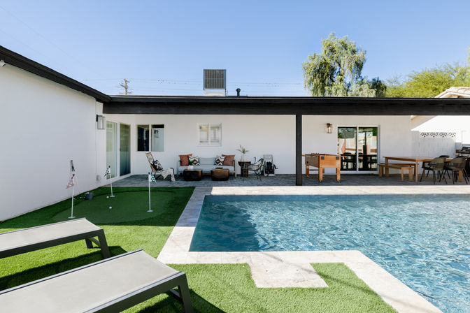 SALT Scottsdale: Fire Pit, Heated Pool, Games, Grill + 4 Min to Old Town! image 5