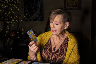 Mystical Psychic Reading Experience: Tarot, Crystal Ball and More image 8