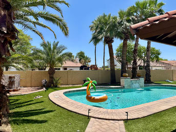 Palm Tree Retreat: Luxe Pool, Spa & Glam Room image 1