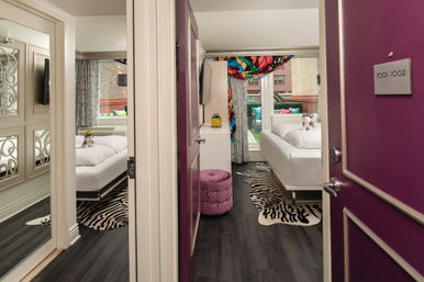 Staypineapple: Artful Hotel in Midtown New York image 26
