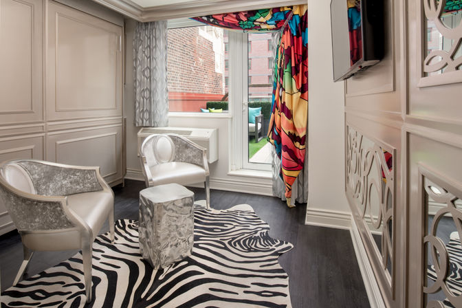 Staypineapple: Artful Hotel in Midtown New York image 16