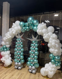 All-Inclusive Decoration Package by Purple Tulip Events image 4