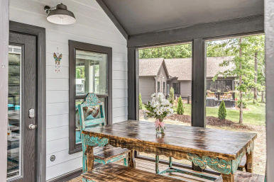 Lakefront & Rhinestones: The Dolly House Dream Getaway from Nashville image 19