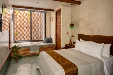 6BR Luxury Penthouse: Rooftop Pool & Bathtub image 21