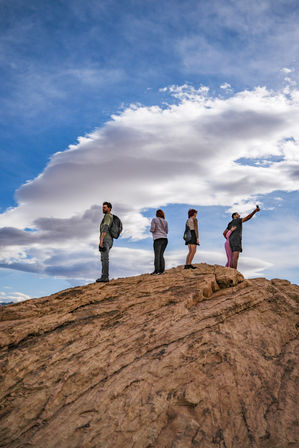 Valley of Fire Hiking Experience for All Levels of Intensity image 7