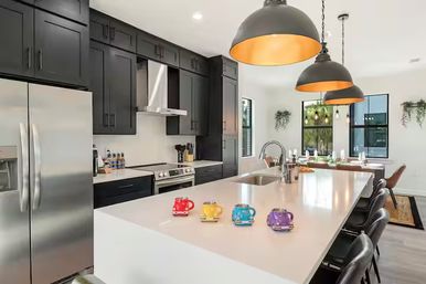 Modern 3BR Tampa Townhouse - Rooftop, Parking, Near Ybor & Downtown image 33