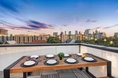 Modern 3BR Tampa Townhouse - Rooftop, Parking, Near Ybor & Downtown image 40