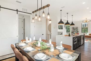 Modern 3BR Tampa Townhouse - Rooftop, Parking, Near Ybor & Downtown image 3