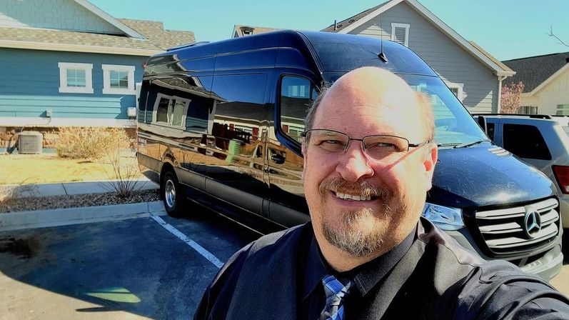 Luxury Limousine Transfers: SUV, Van, Stretch, or Bus image 6