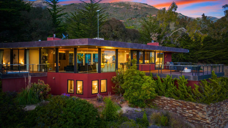 Wander Big Sur Coast: Luxury Oceanfront Escape in San Simeon, 5-Bedroom Retreat image 9