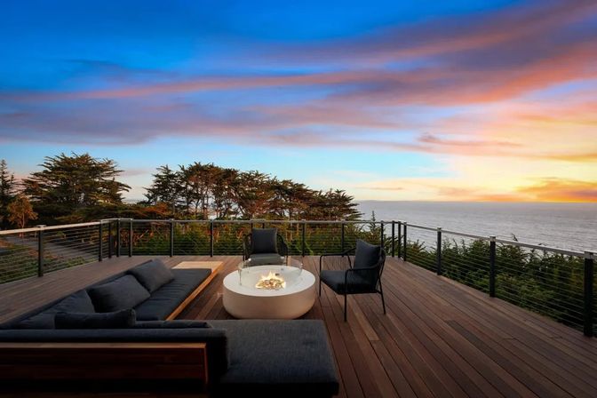 Wander Big Sur Coast: Luxury Oceanfront Escape in San Simeon, 5-Bedroom Retreat image 5