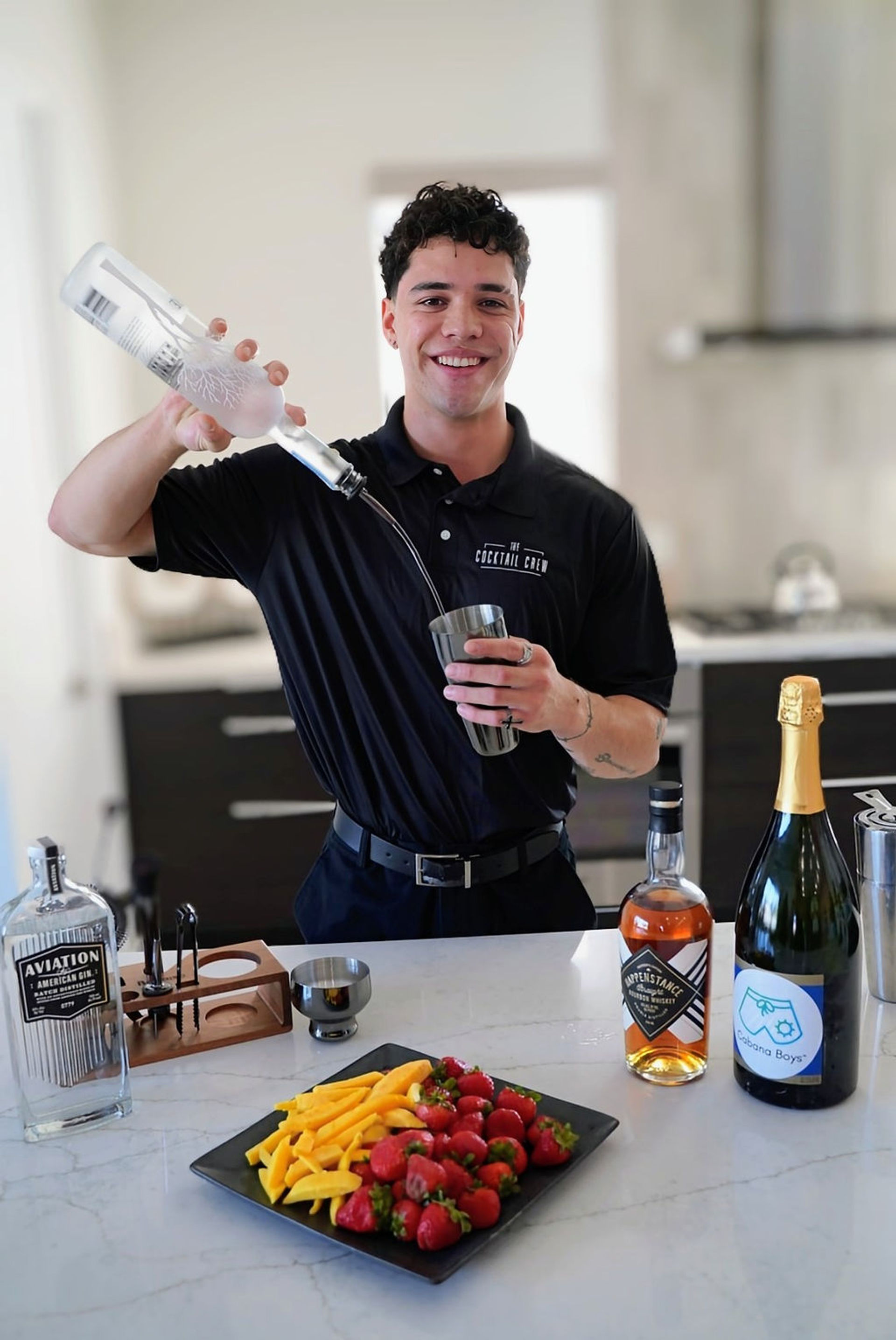 Private Group Cocktail-Making Class with Charismatic Bartender image 2