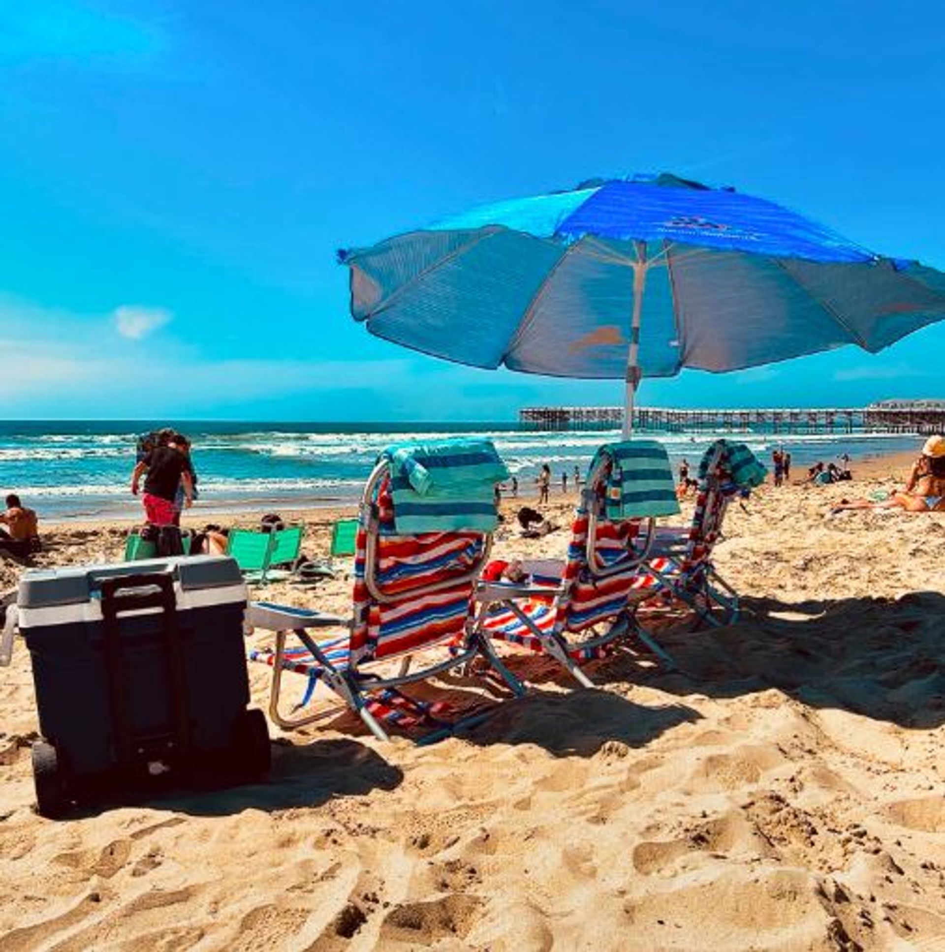 Ultimate Beach Setup: Everything You Need, Including Umbrella, Chairs, Beach Games & More (2-4 People) image 2