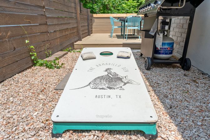 The Armadillo Zen Den: Designer Retreat in Travis Heights - Cowboy Pool, Putt-Putt, Cornhole & More image 45