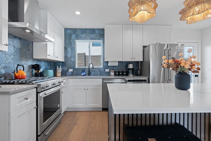 The Armadillo Zen Den: Designer Retreat in Travis Heights - Cowboy Pool, Putt-Putt, Cornhole & More image 8