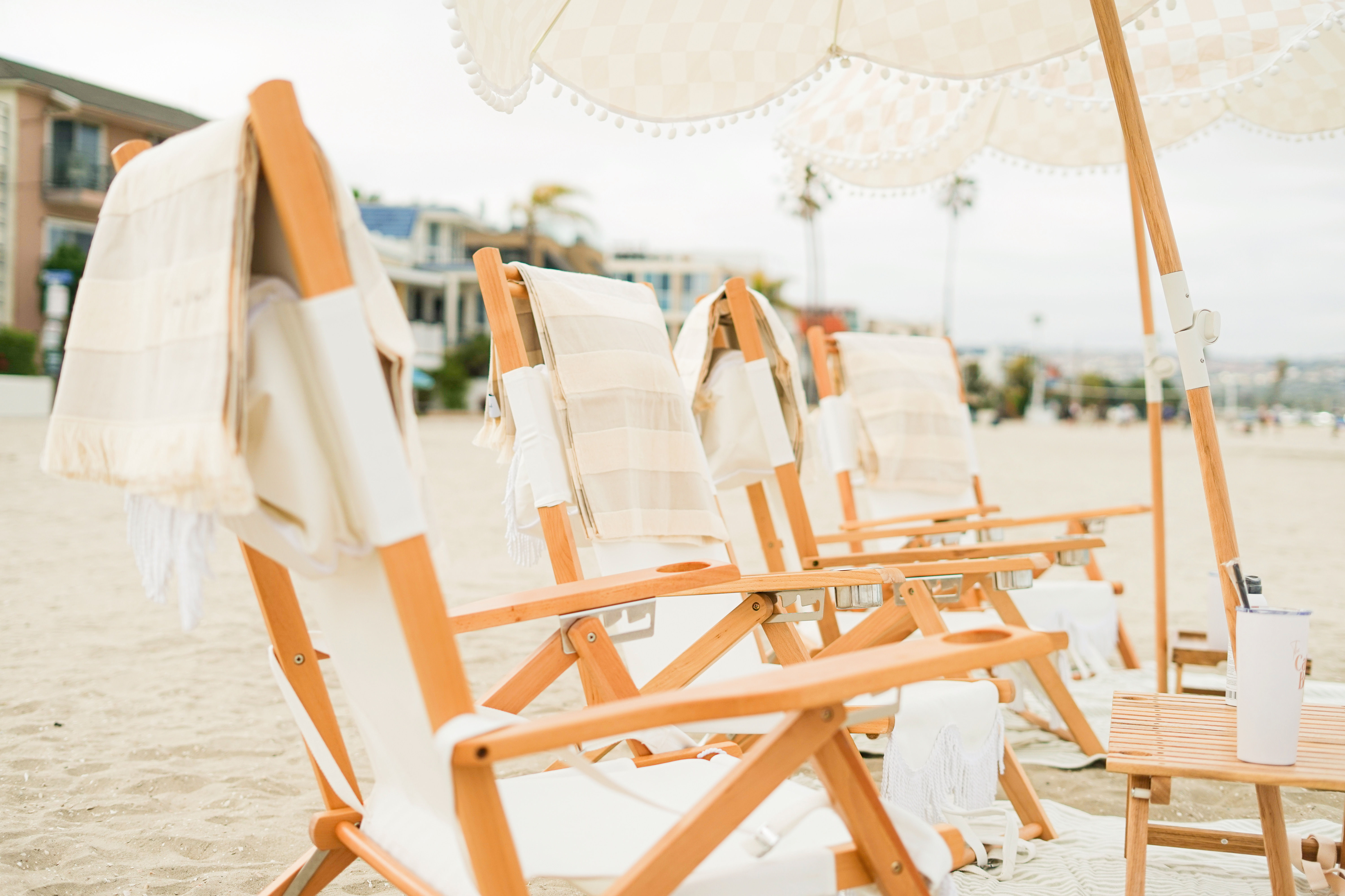 Ultimate Guide to Beach Chairs at Mission Beach, San Diego