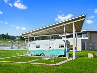 Retro Camper Resort with Palm Springs Vibes in the Texas Hill Country image 4