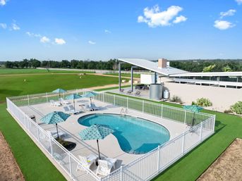Retro Camper Resort with Palm Springs Vibes in the Texas Hill Country image 2