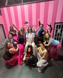 90-Minute Girls' Night Out Pole Party at Teazers image