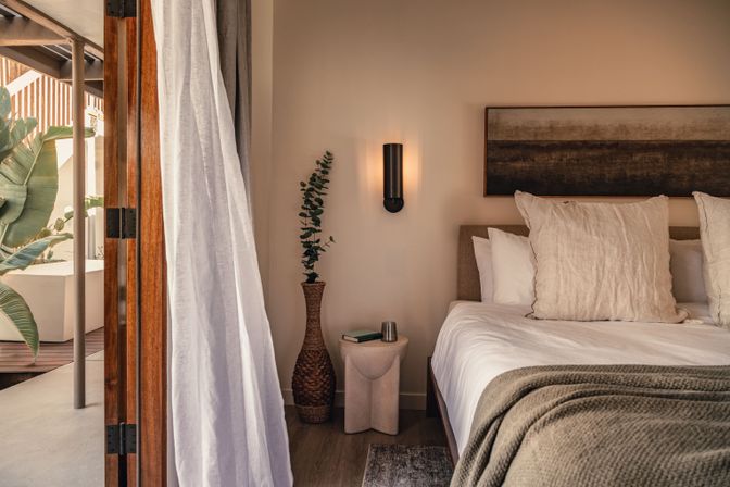 Luxury Wellness Hotel with Cold Plunge & Sauna (Sleeps 27) image 13