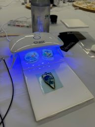 UV Resin Workshop: Create Floral Jewelry image 17