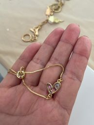 UV Resin Workshop: Create Floral Jewelry image 19