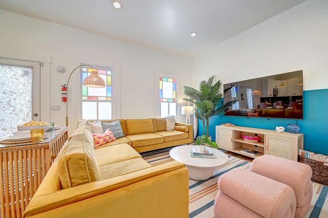 Boho Bungalow: Your Bachelorette Bash HQ in Downtown San Diego image 9