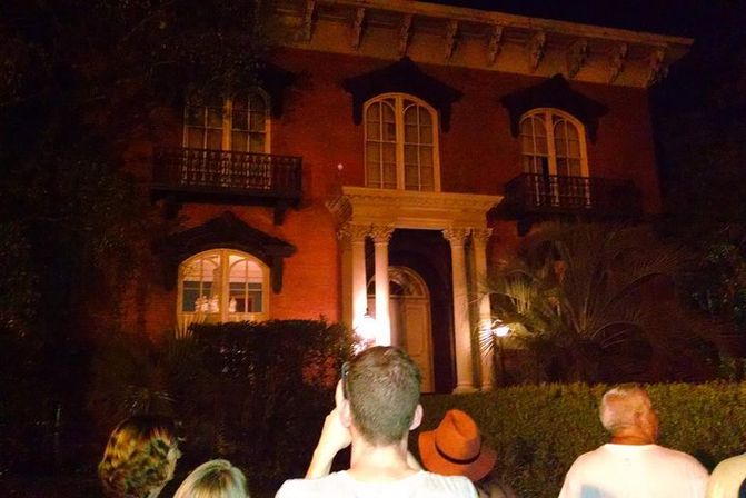 Evening or Late Night Spooky Savannah Haunted Pub Crawl image 3