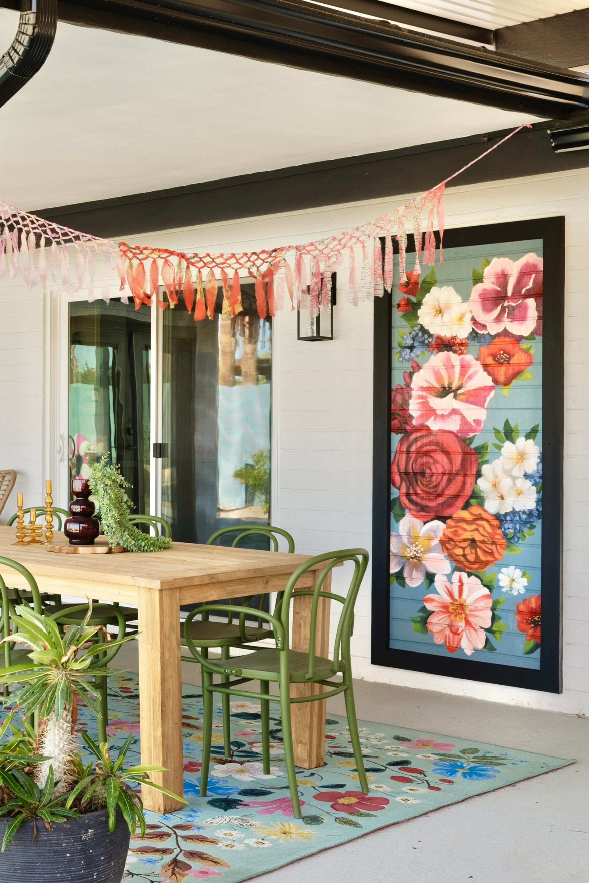 Garden Party: Pool, Outdoor Kitchen & Grill image 2