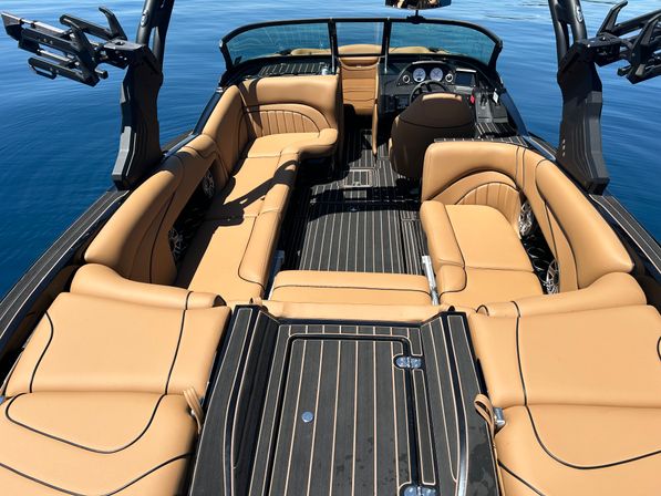 Private Wakesurf & Wakeboard Boat Charter: Thrills on the Water image 13