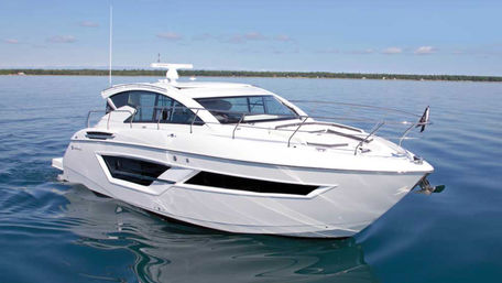 "Cantius" 46' Cruisers Yacht Charter in Marina Del Ray image 4