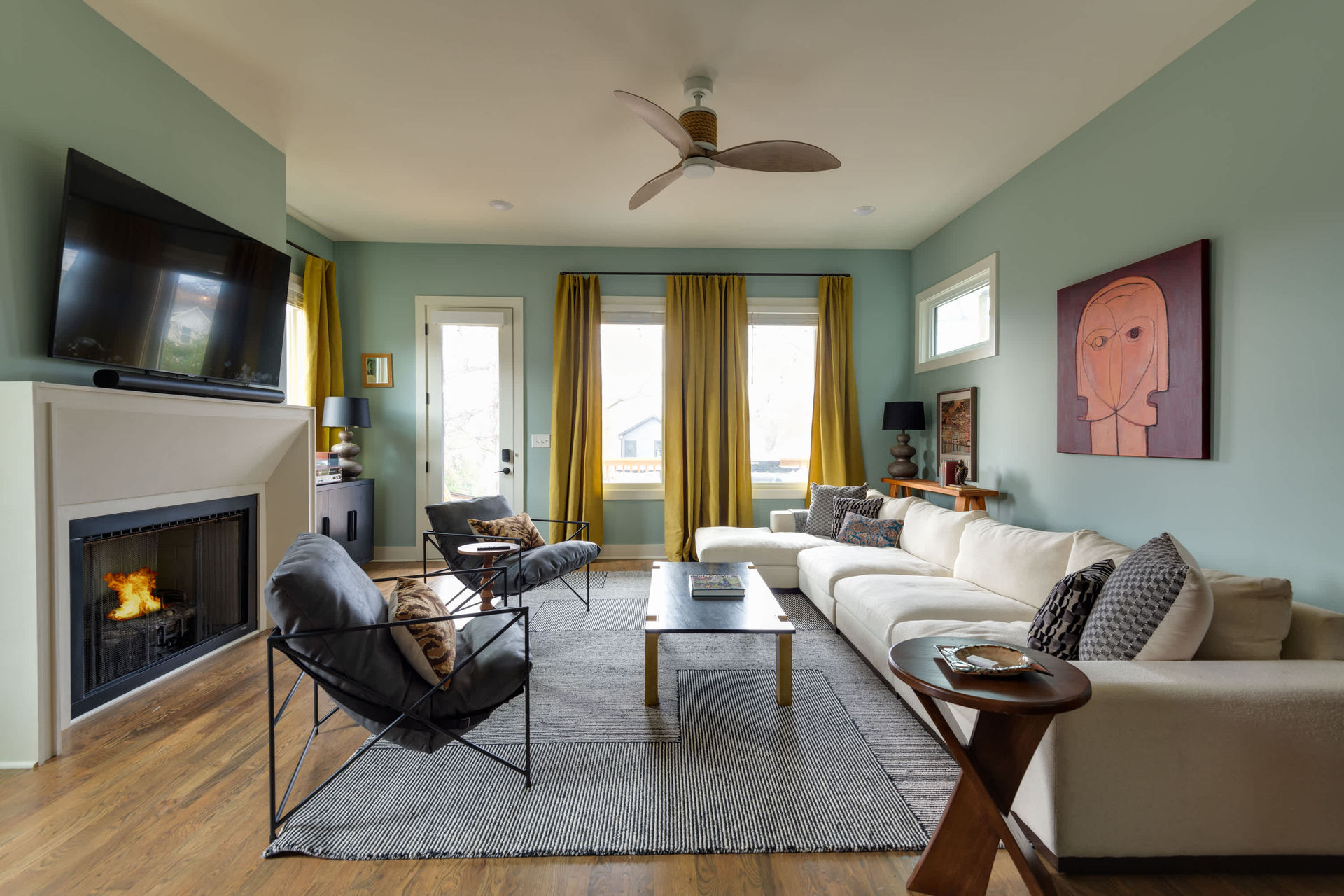 The Lyric: Modern 4-Bedroom Retreat with Rooftop Access and Fire Pit image 2