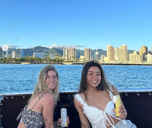 Glass Bottom Boats: Daytime Wakiki Tour image