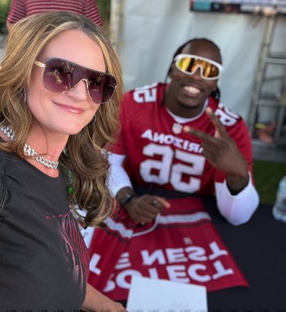 NFL Game Day Experience: Premium Tickets, Transportation & More image 5