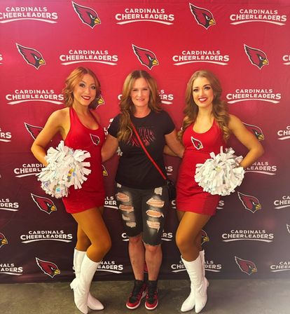 NFL Game Day Experience: Premium Tickets, Transportation & More image 6