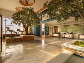 Fairmont Hotel: Luxury Downtown Austin Getaway with Spa, Dining & Premier Stays image 16