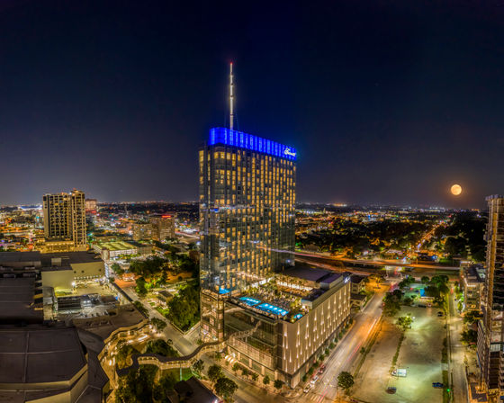 Fairmont Austin: Luxury Downtown Austin Getaway with Spa, Dining & Premier Stays image 2
