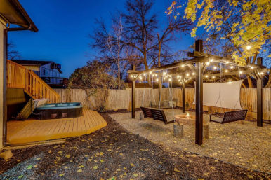 Games Gone Wild: Games, Hot Tub & Outdoor Projector image 24