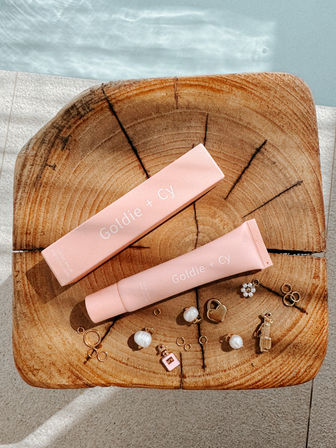 Goldie + Cy | Private Lipgloss Charm Bar Party  image 6