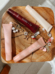 Goldie + Cy | Private Lipgloss Charm Bar Party  image 3