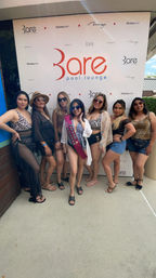 Private VIP Dayclub & Poolside Tour on Luxe Party Bus with Free Drinks image 8