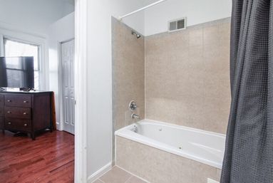 Petworth Row: Ultimate City Retreat + Walk to Metro image 25