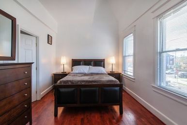 Petworth Row: Ultimate City Retreat + Walk to Metro image 18