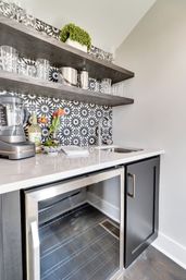 Aviator-Themed 3BR Escape with Skyline Views & Rooftop Vibes image 15