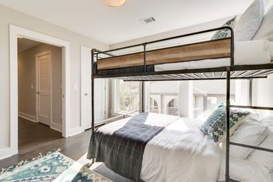 Aviator-Themed 3BR Escape with Skyline Views & Rooftop Vibes image 32