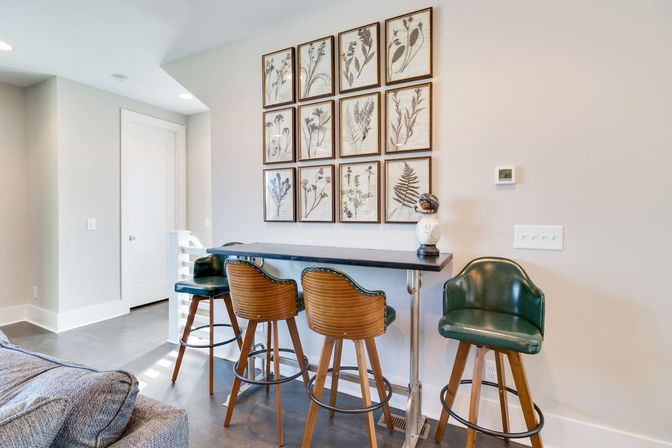 Aviator-Themed 3BR Escape with Skyline Views & Rooftop Vibes image 14