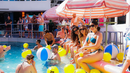 South Beach VIP Pool Parties & Nightclub Tables with Bottle Service & Appetizers at the Clevelander image 3