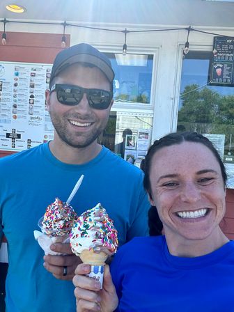 Sunset Bike & Brew Tour: Dinner on the Beach, Local Guide & Tandem Bike Option image 8
