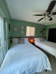 Wandering Emerald: Your Chill Fort Lauderdale Getaway image 12