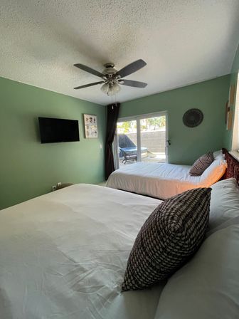 Wandering Emerald: Your Chill Fort Lauderdale Getaway image 10